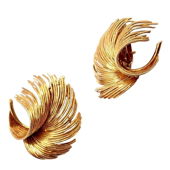 Authentic! Vintage Tiffany & Co 18k Yellow Gold Leaf Earrings - Picture 16 of 16